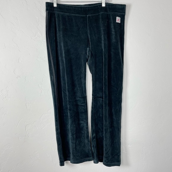 Nike Joggers Sweat Pants Velour Crushed Velvet Solid Black Flare Boot‎ Cut XL - Picture 1 of 9